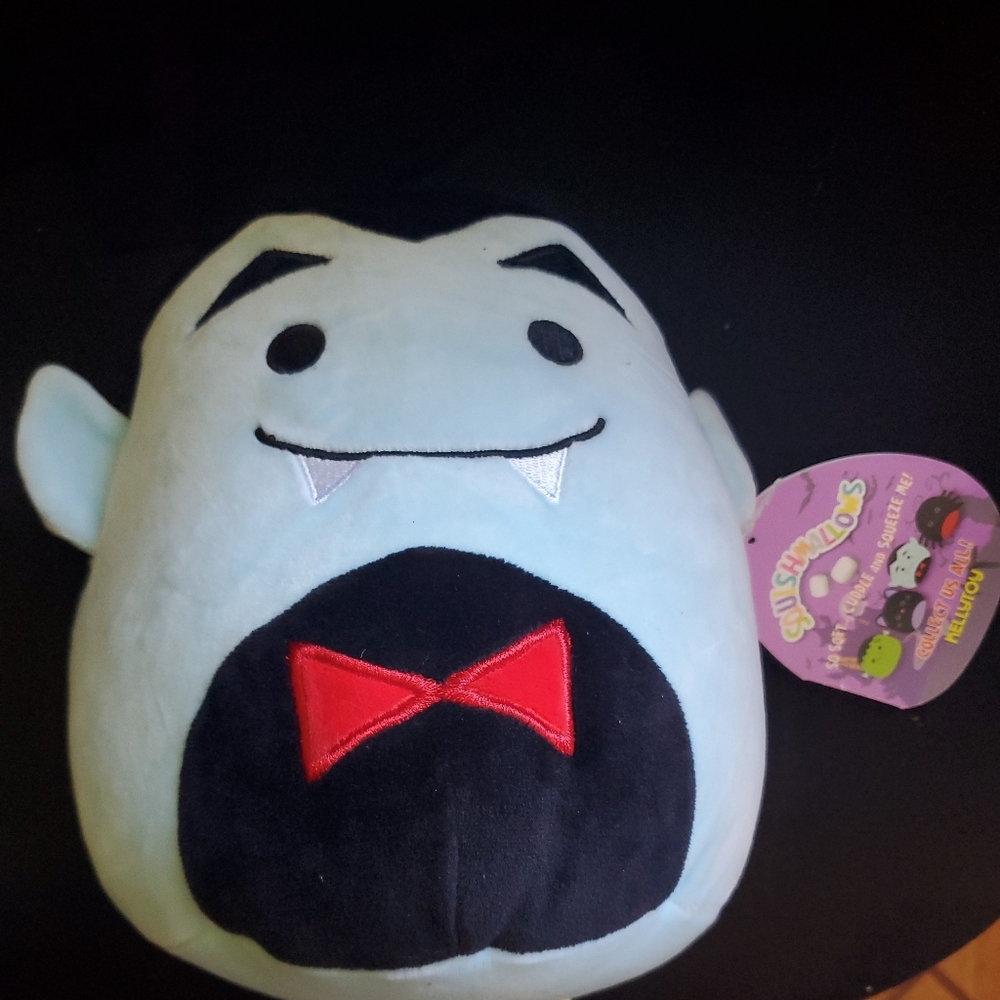 squishmallow drake Dracula KellyToy Halloween Vampire NWT